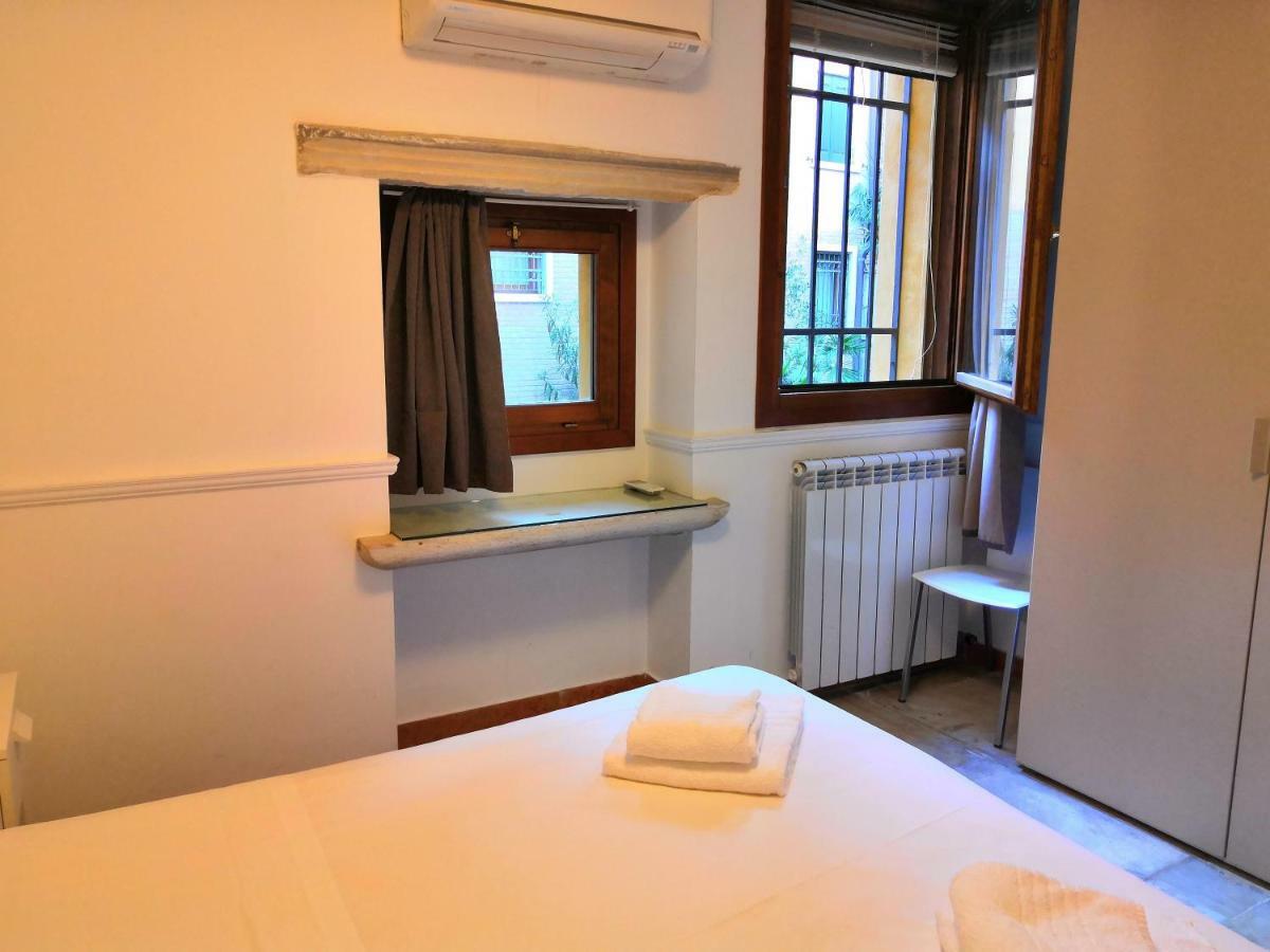 Castello Ground Floor Apartment Venice Exterior photo